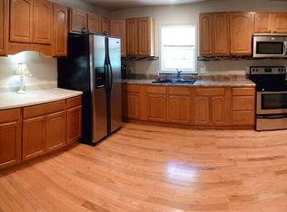 777 Lowe Dr, Hague, VA 22469