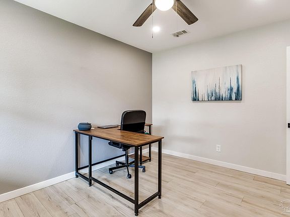 4th image of 2301 N 16th Ave
