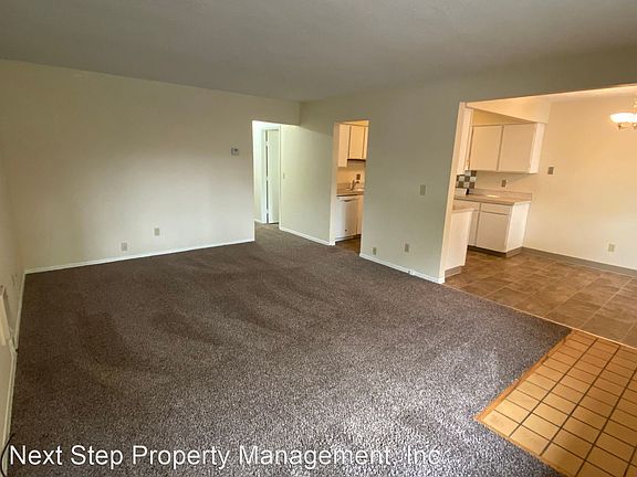 4th image of 1734 NE Hancock St #10397953
