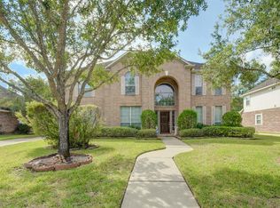 15423 Stoneridge Park Ln, Cypress, TX 77429