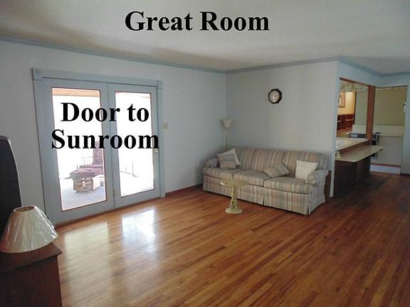4th image of 3555 N 49th Dr