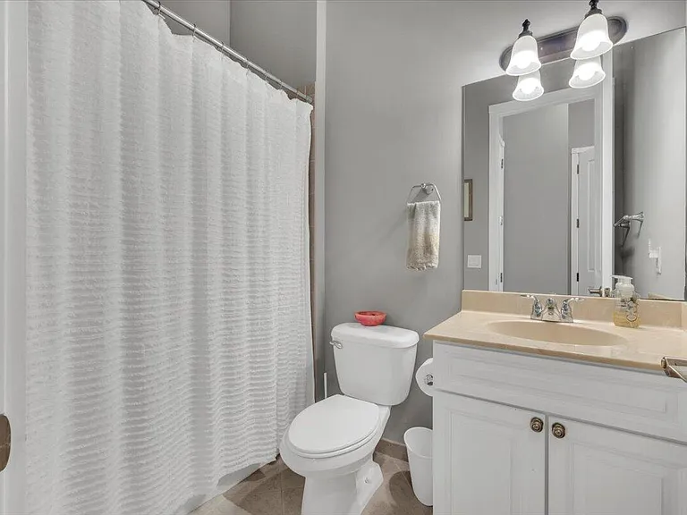 502 Del Sol Cir — Photo 41