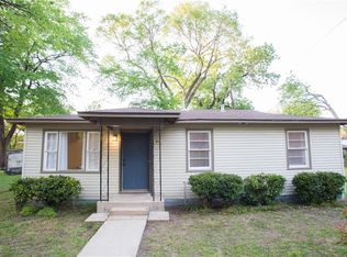 913 Walkway St, Dallas, TX 75212