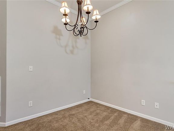 4th image of 2015 Lenox Dr