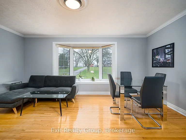 217 Massassauga Rd — Photo 5