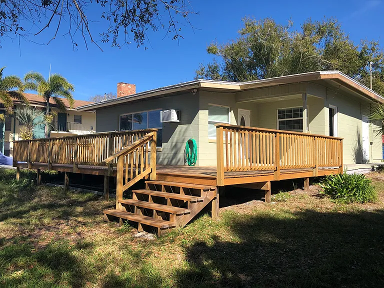 2175 Lakeview Dr — Photo 25