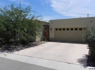 262 Market Cir, Tubac, AZ 85646