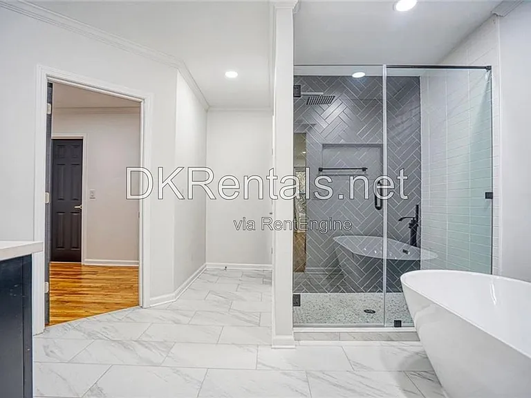 2230 Beecher Cir SW — Photo 20