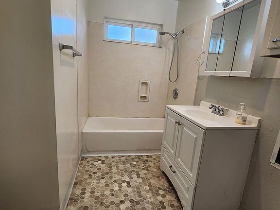 4th image of 3702-3704 Jill Ln