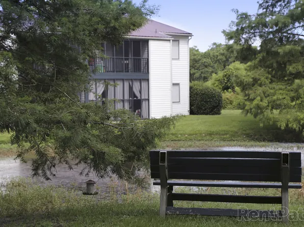 Thickett Apartments