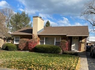 2725 Eastwood Ave, Evanston, IL 60201