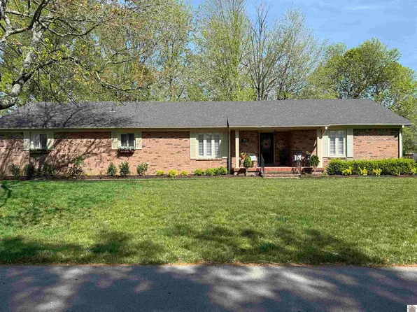 811 S 9th St, Murray, KY 42071