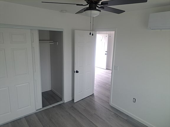 3rd image of 2031C N Perry Ave #3