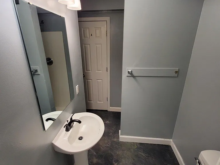 729 Colleton St #729 — Photo 10