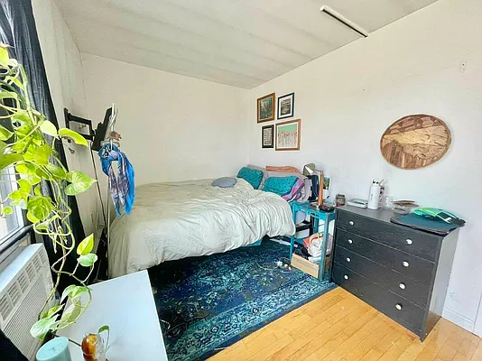 Rented by The Downtown LLC | media 44