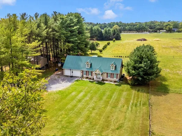 14312 Gossard Mill Rd, Hagerstown, MD 21740