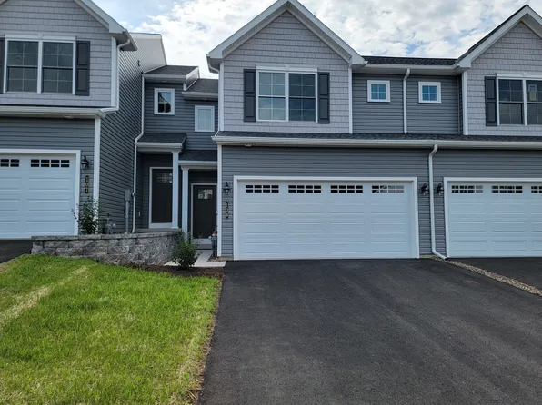 109 Magnolia Dr, Middletown, PA 17057