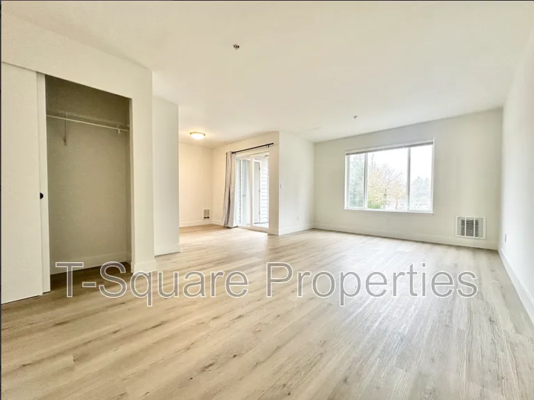 7041 S 116th Pl #206 — Photo 7