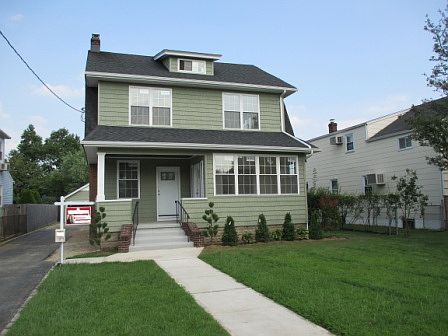 1st image of 18 Park Pl