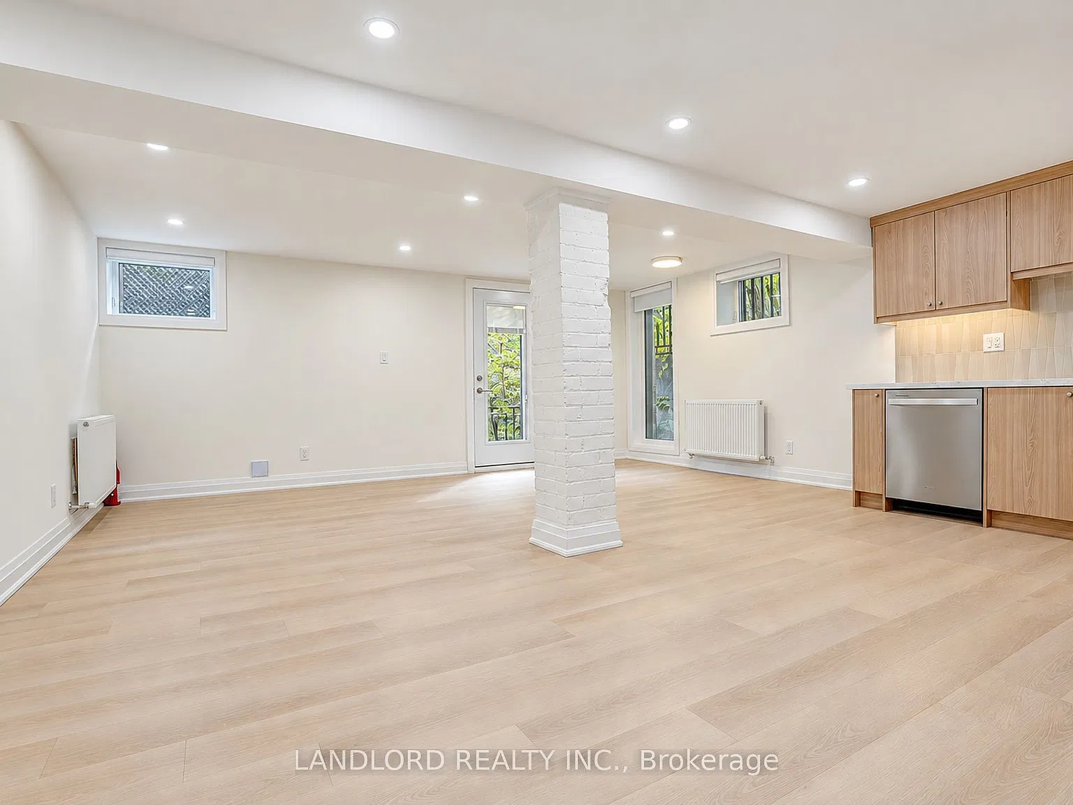2 bed, $2,490 — Photo 4
