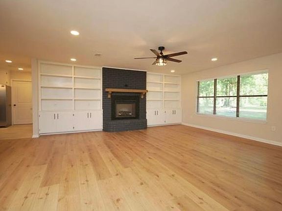 5th image of 17357 Timberlane Dr