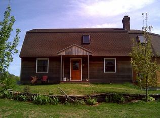 52 Sunderland Rd, Montague, MA 01351