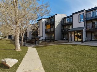 113 69th Ave NW, Edmonton, AB T6P 0C2
