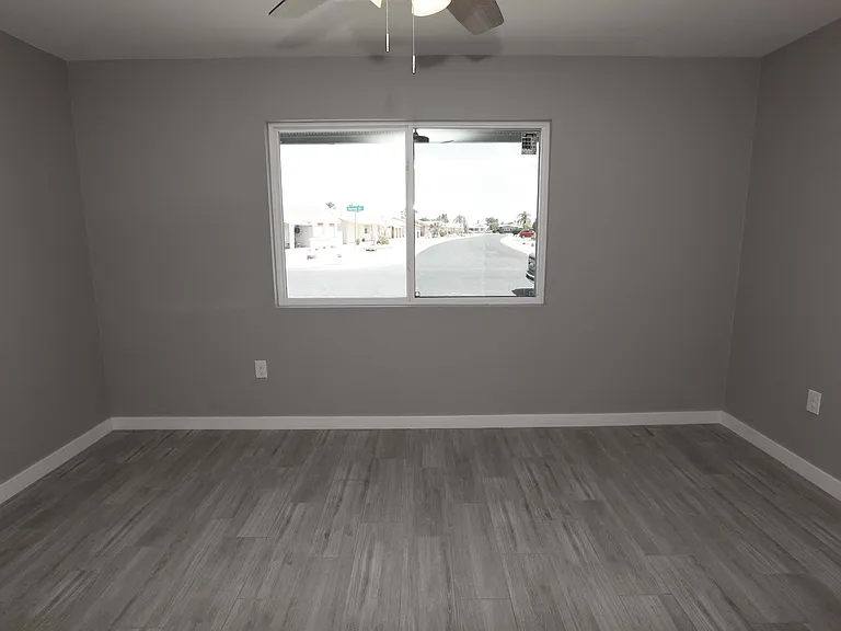 10631 W Salem Dr — Photo 12