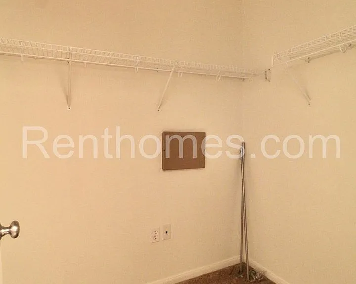 314 Borden Rd — Photo 12