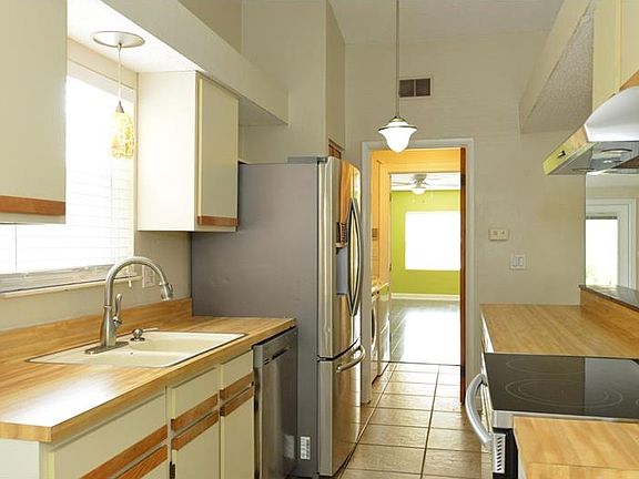 5th image of 12509 Hidden Brook Dr