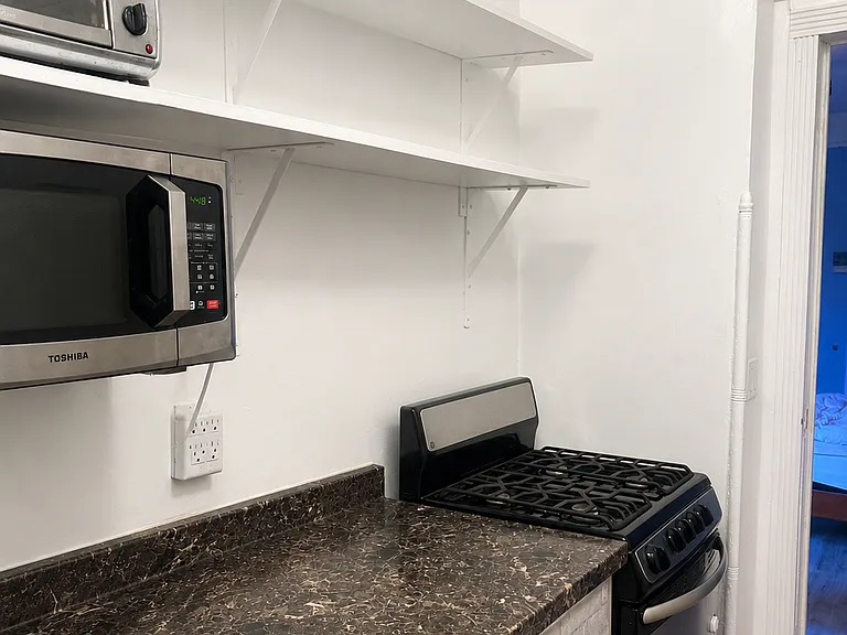 415 W 144th St #1R — Photo 8