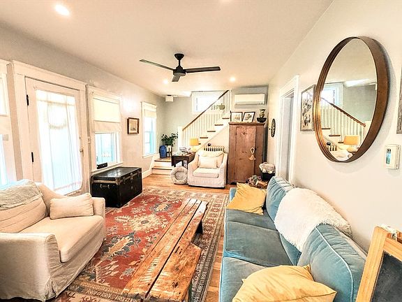 2nd image of 12 Searle Rd #12