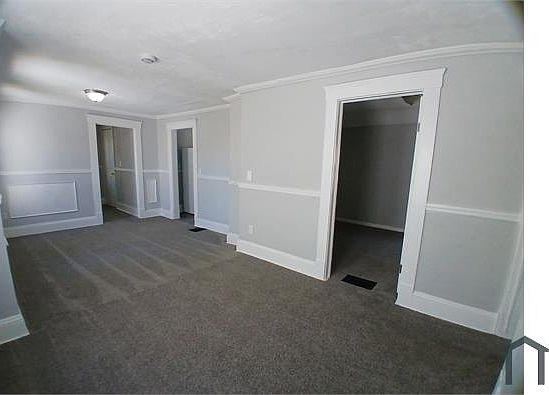 1st image of 1563 W 102nd St #Up