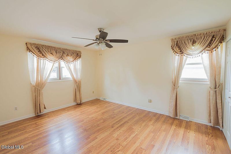 5th image of 1844 Fiero Avenue