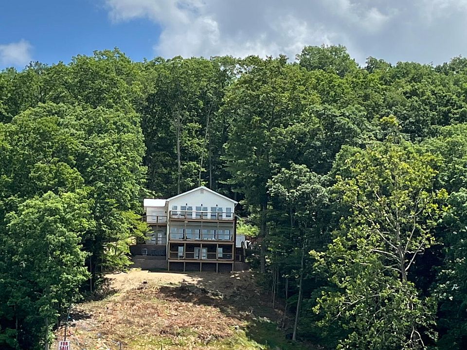 1st image of 22125 Driftwood Ln