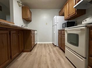 2 Mayfair Ln #101A, Nashua, NH 03063