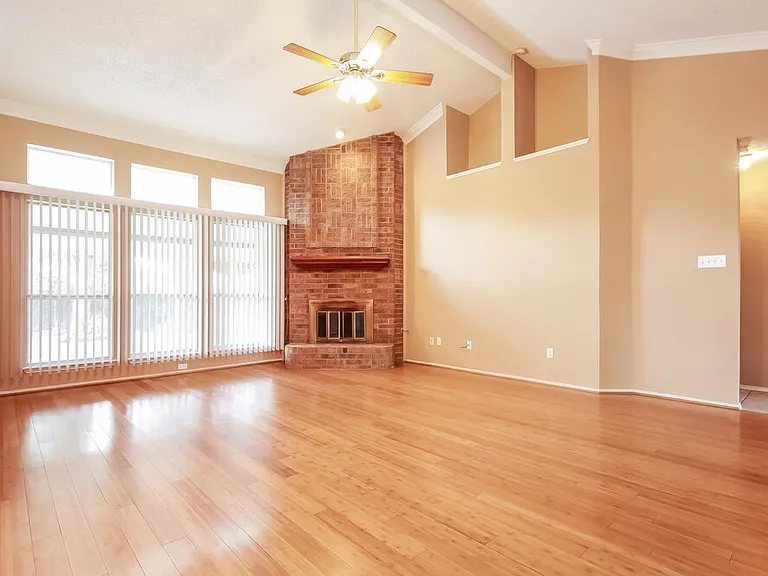 2235 Stillwater Dr — Photo 3
