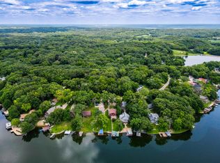 38 Barbados Dr #467, Putnam, IL 61560