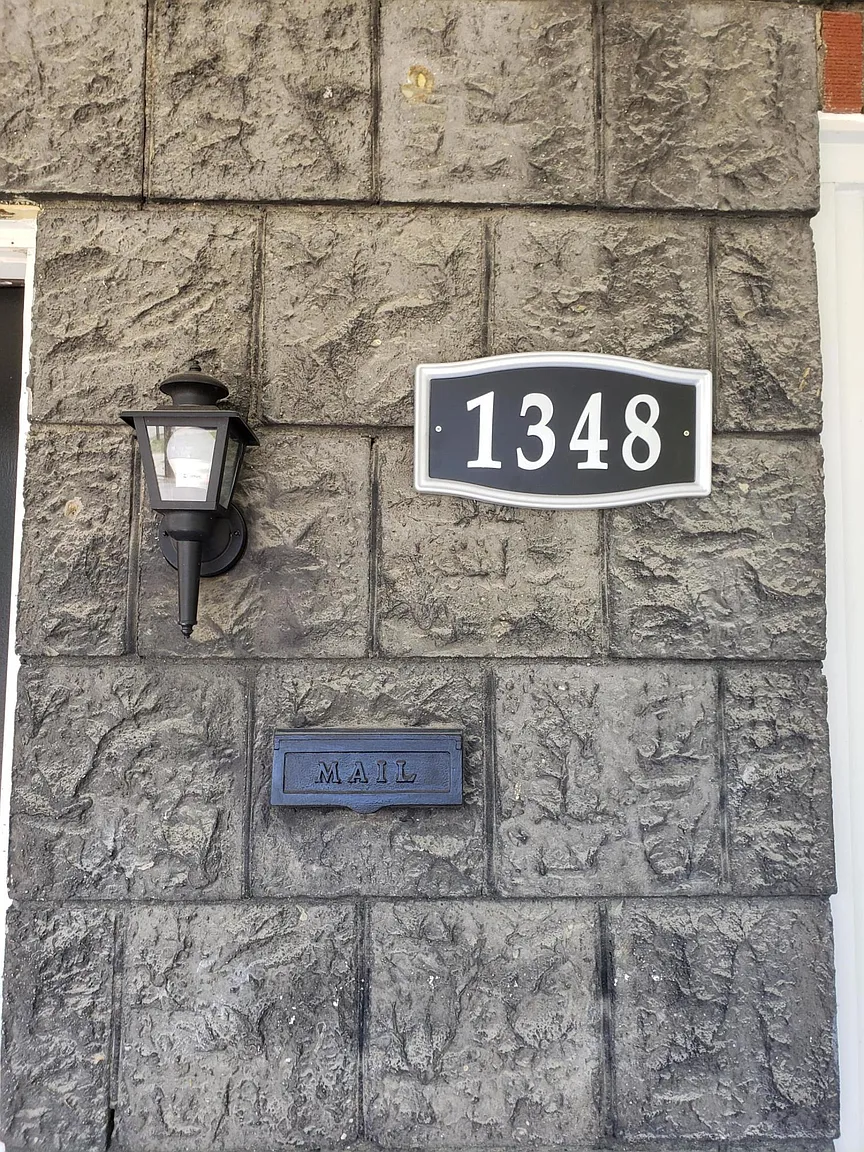 1348 Oakwood Ave photo 1