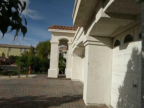 4th image of 6634 Gilded Lantern Ave #0