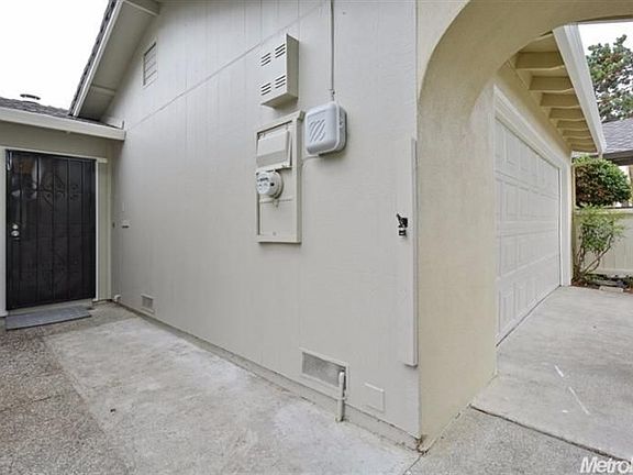 3rd image of 5910 Kahara Ct
