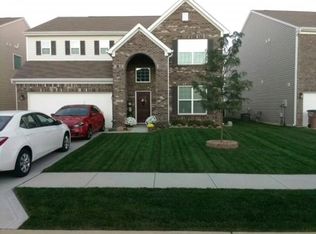 1940 Lakecrest Dr, Columbus, IN