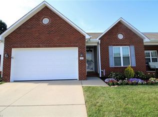 409 Peace Rollins Ct, Kernersville, NC 27284