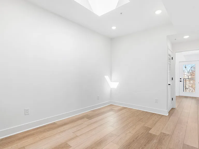 Brand New Apartments In Brewerytown — Photo 21