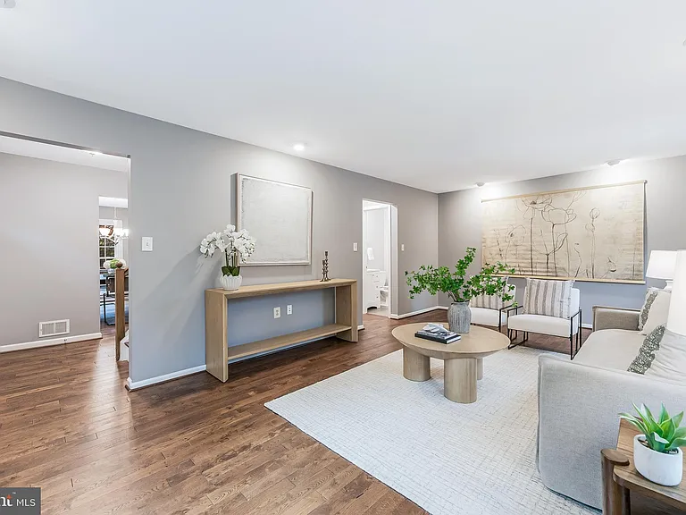 6125 Wellington Commons Dr — Photo 11