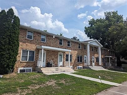 2nd image of 7319 62nd Ave N #3B-1Ba-1364Sqft