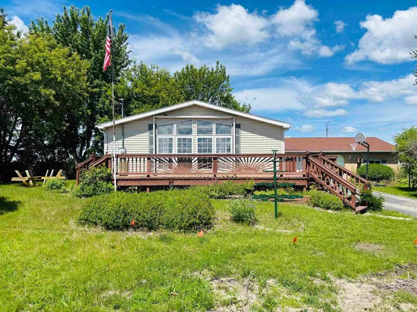 5456 Mangus Rd, Beaverton, MI 48612