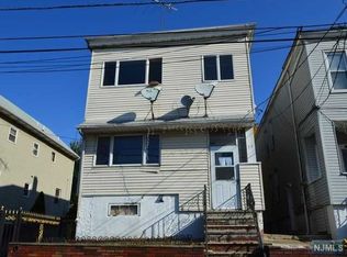 17 Holden St, Clifton, NJ 07011