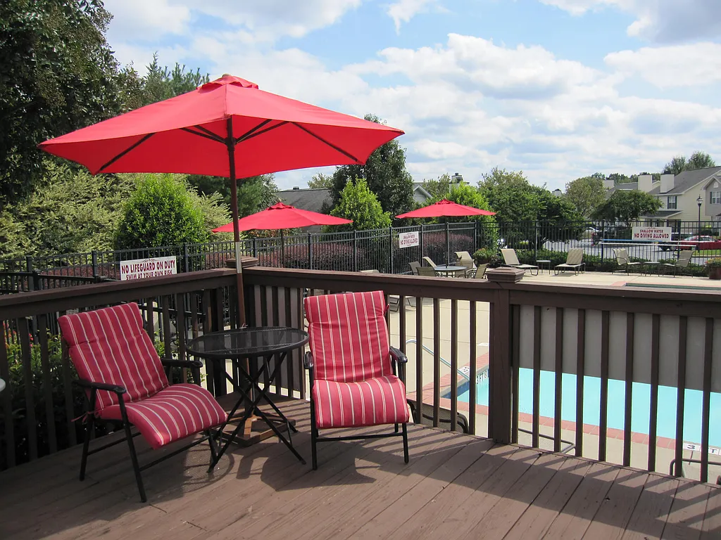 Estates at Bellwood Apartment Homes — Photo 3