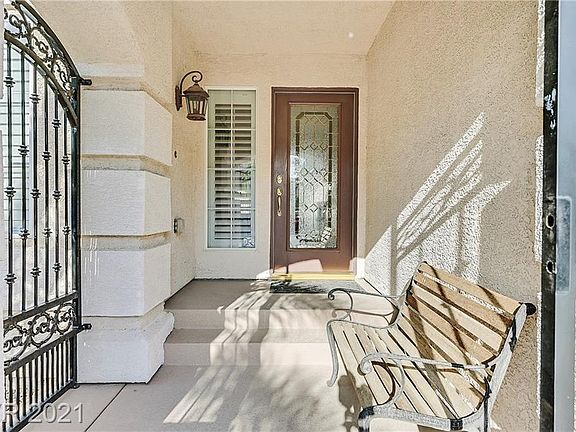2nd image of 10592 Salmon Leap St